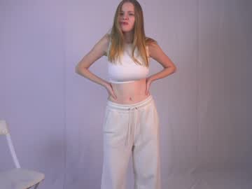 girl cam lover_chill image #3859060