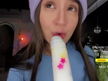 girl cam lonelly_lolly98 image #2444087