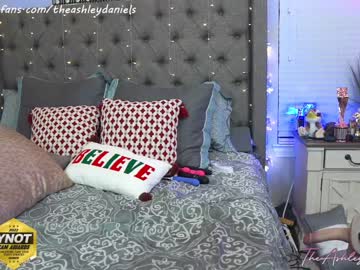girl cam theashleydaniels image #2030427