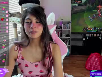 girl cam violetttflowers image #3028012