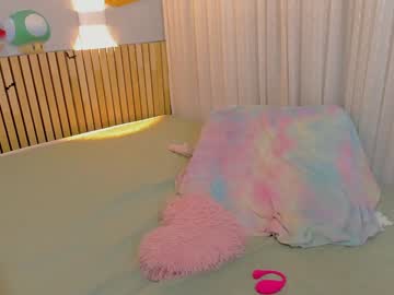 girl cam little_effy18 image #3701633