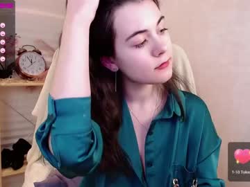 girl cam mila_kimm image #2415569