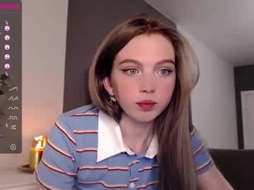 girl cam small_blondee image #1185927