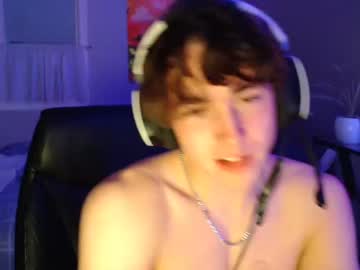 man cam iantease image #2544638