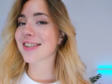 girl cam emmi_rosee image #2034782