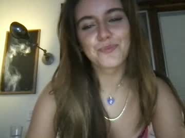 girl cam emma_walkerx image #4018397