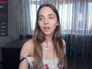 girl cam shy_media image #3036024