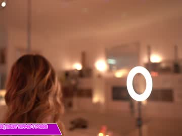 girl cam hannahjames710 image #3001950