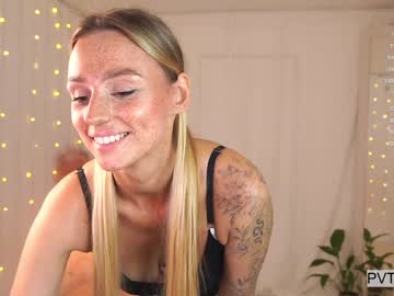 girl cam artease image #3862339