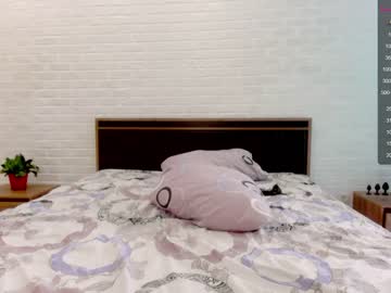 couple cam lucky_tweet image #1808425
