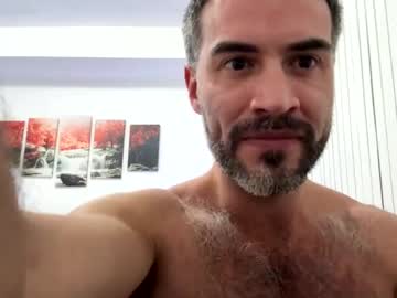 man cam boricuasalt_and_pepper image #4703408