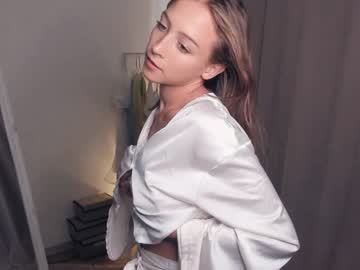 girl cam wave_of_happy_ image #3616436