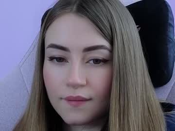 girl cam strawberryjamx image #2735673