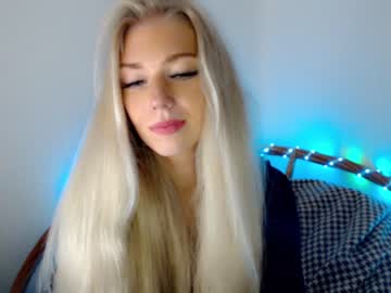 girl cam pervyblonde image #1260565