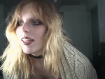 girl cam crimsonxrapture image #771499