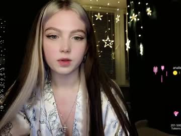 girl cam small_blondee image #3777303