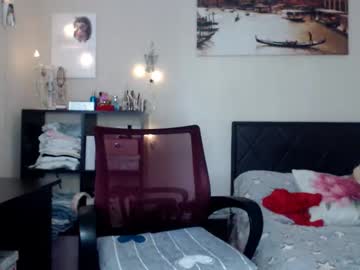 girl cam hugetittiesgerda image #1275906