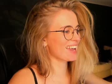 girl cam linellali image #1940081