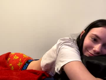 girl cam destiny_yvng image #4243393