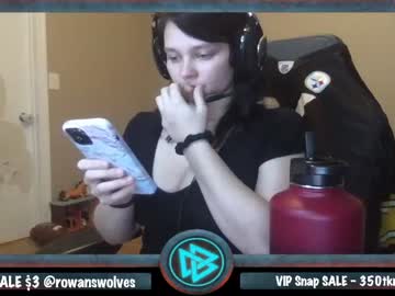 girl cam rowanswolves image #531936