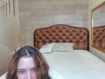 girl cam lil_stitch image #1754046