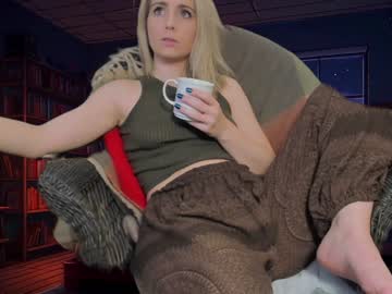 girl cam kimilee22 image #3657372