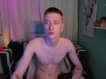 man cam theo_huyovo image #3098654