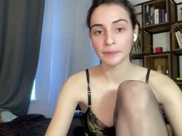 girl cam wonderland_stia image #4129029