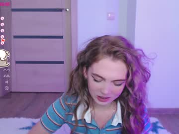 girl cam small_blondee image #2055279