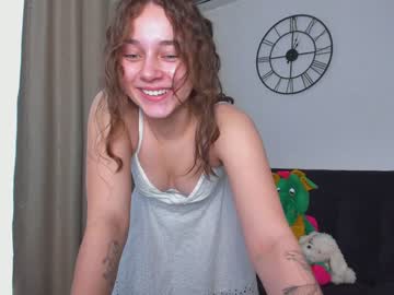 girl cam eleonora_linn image #2148370