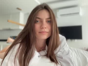 kattyyy_catt  girl  cam