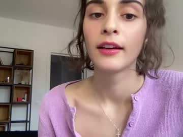 girl cam wonderland_stia image #3632355