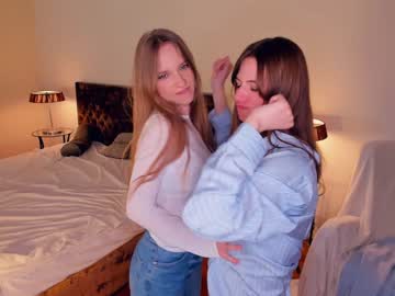 couple cam earlenefieldhouse image #4377214