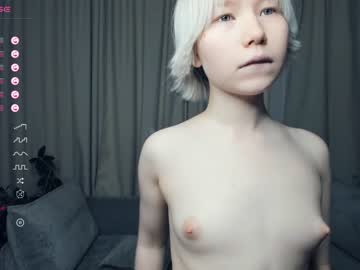girl cam silvergloss image #3886089