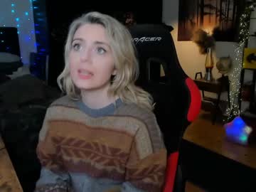 girl cam kimilee22 image #4203120