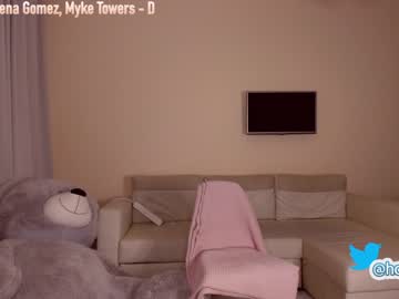 girl cam hollyextra image #902390