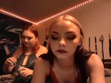 girl cam naughtylilthang image #3362779