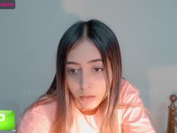 girl cam gummy_bear7 image #367420
