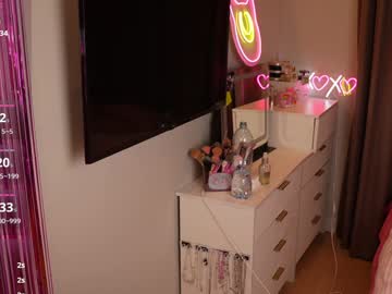 girl cam sofa_sunnie image #4671443