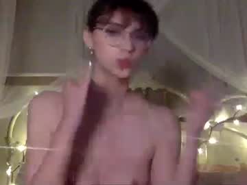 girl cam lalabean333 image #2056802