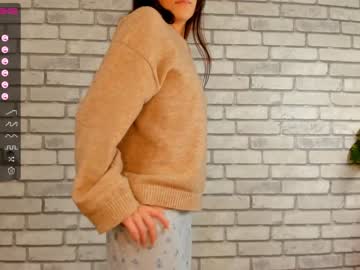 girl cam carolynjacquelins image #2079734