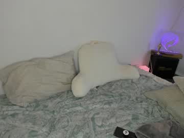 couple cam akgingersnaps image #3811699