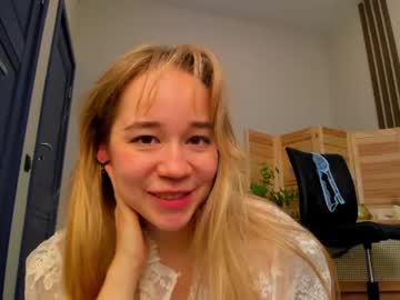 girl cam kristycoy image #2800308