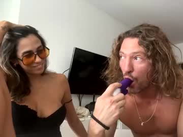 couple cam littlehornycriature image #2122134