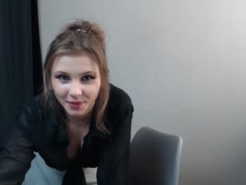 girl cam relax_nina image #222256