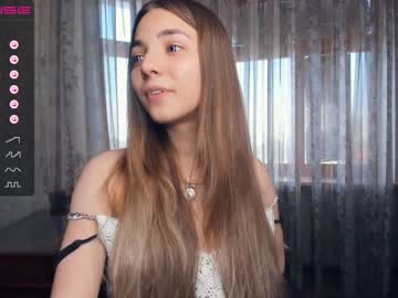 girl cam shy_media image #3102943