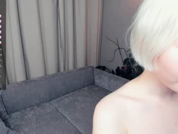 girl cam silvergloss image #3613183