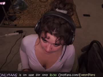 girl cam evelynpiers image #2895129
