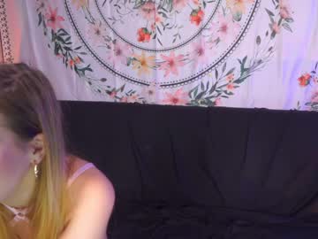 girl cam juicyandthepussyblvd image #2085382