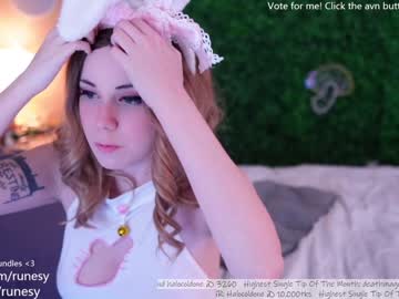 girl cam runesy image #2215045